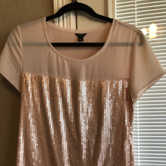 Top - Picture 2 of 2